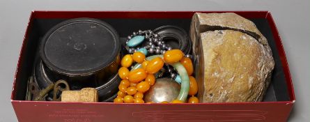 Mixed items including a pair of agate book ends, a simulated amber necklace, a turquoise necklace