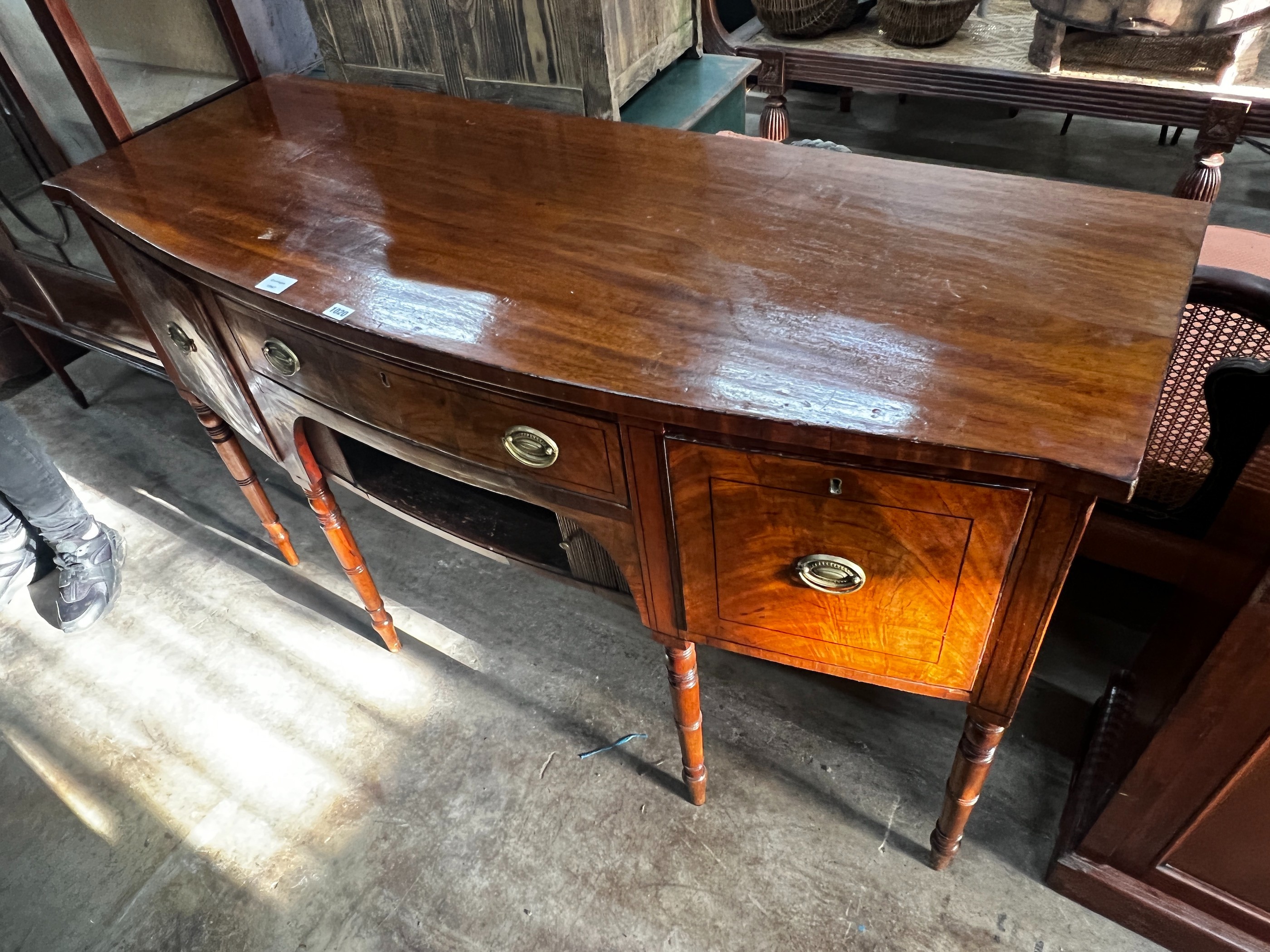 A Regency mahogany bowfronted sideboard, length 153cm, depth 58cm, height 92cm - Image 2 of 3