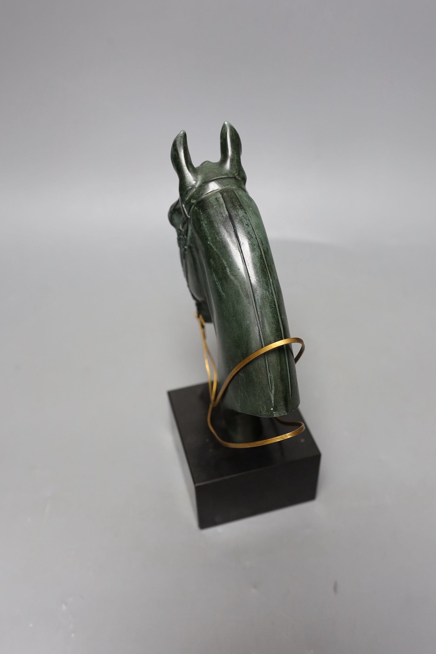 An Art Deco patinated bronze of a horses head on black marble base, 23cms high - Image 3 of 3