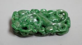 A Chinese Jadeite carving of two cash and a chilong, 3.7cm