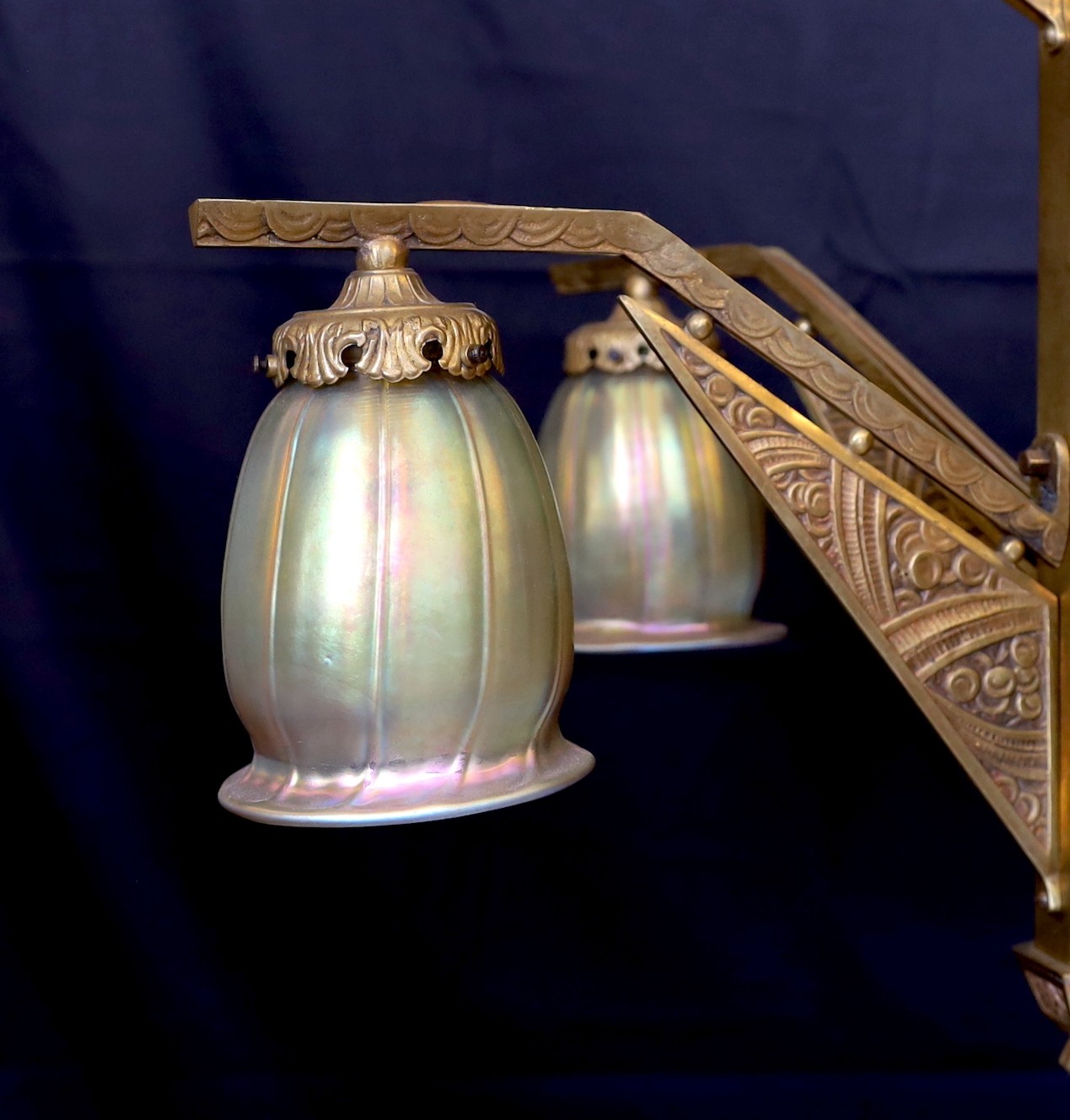 A French Art Deco Valinale de Sevres gilt bronze five light chandelier, of stylish geometric - Image 2 of 4