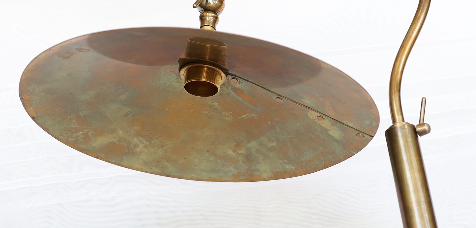 An Edwardian style bronzed metal telescopic lamp standard with adjustable shade, height 169cm - Image 3 of 3