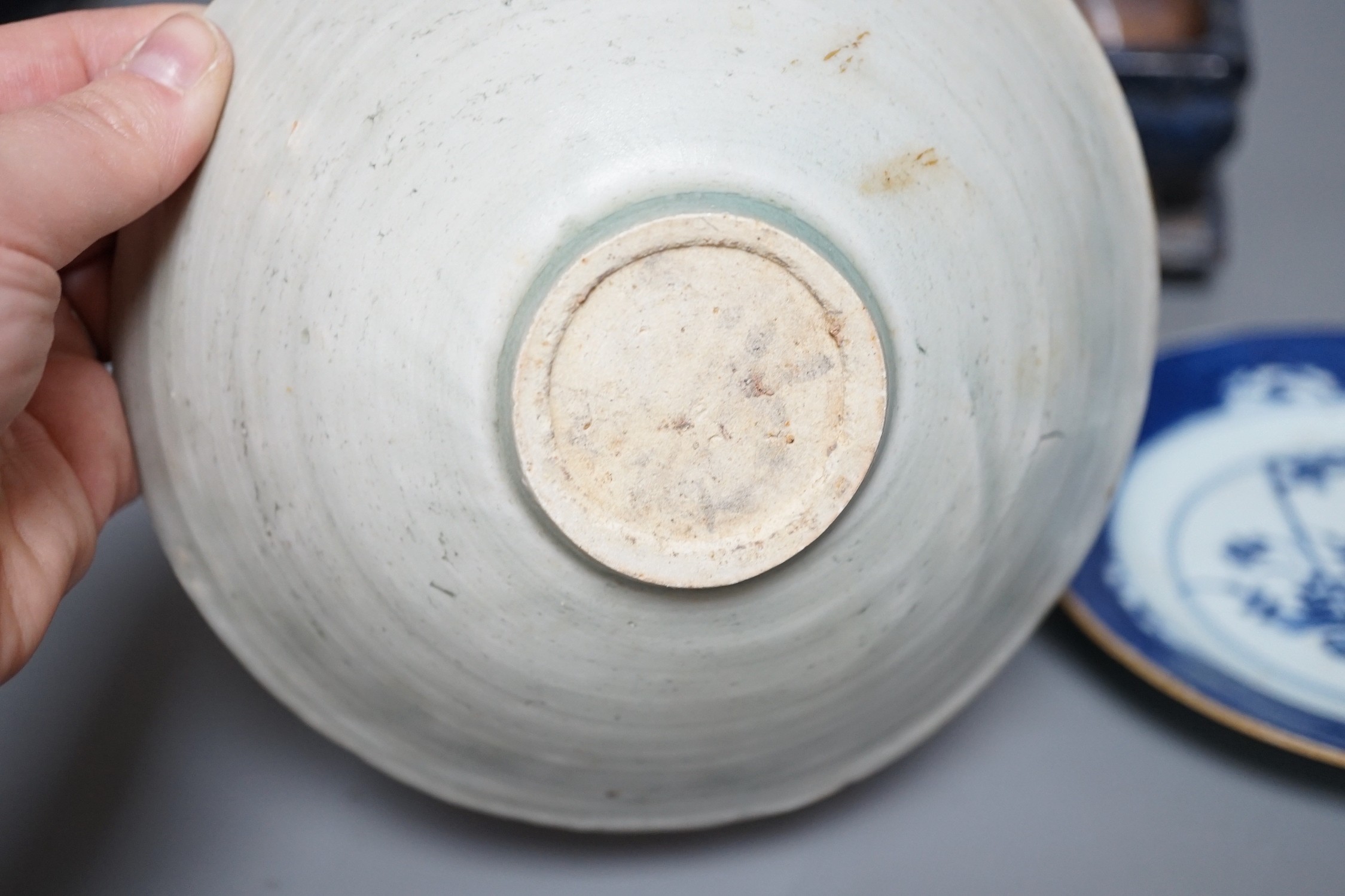 A Chinese blue and white plate a pottery planter and stand and a Qingbai type bowl, bowl 16.5cms - Image 5 of 6