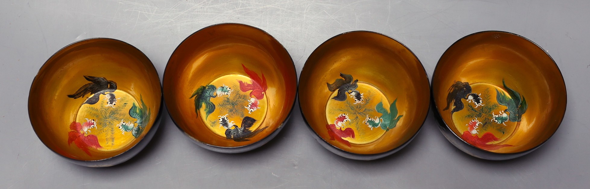 Four Chinese Republic Fuzhou lacquer dragon bowls. 11cm diameter - Image 3 of 10