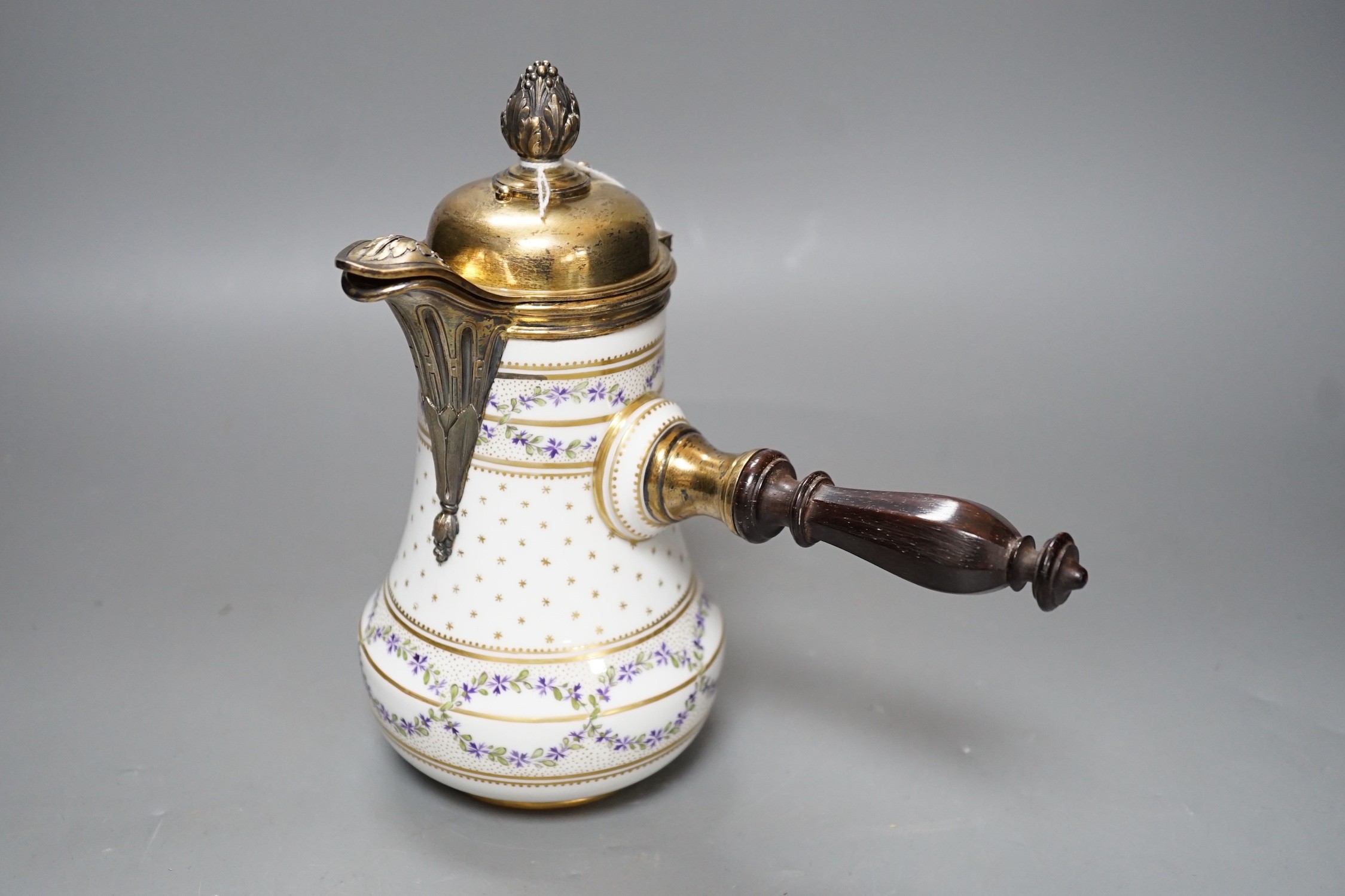 A 19th century Paris porcelain silver gilt mounted chocolate pot, 21 cm high - Image 7 of 8