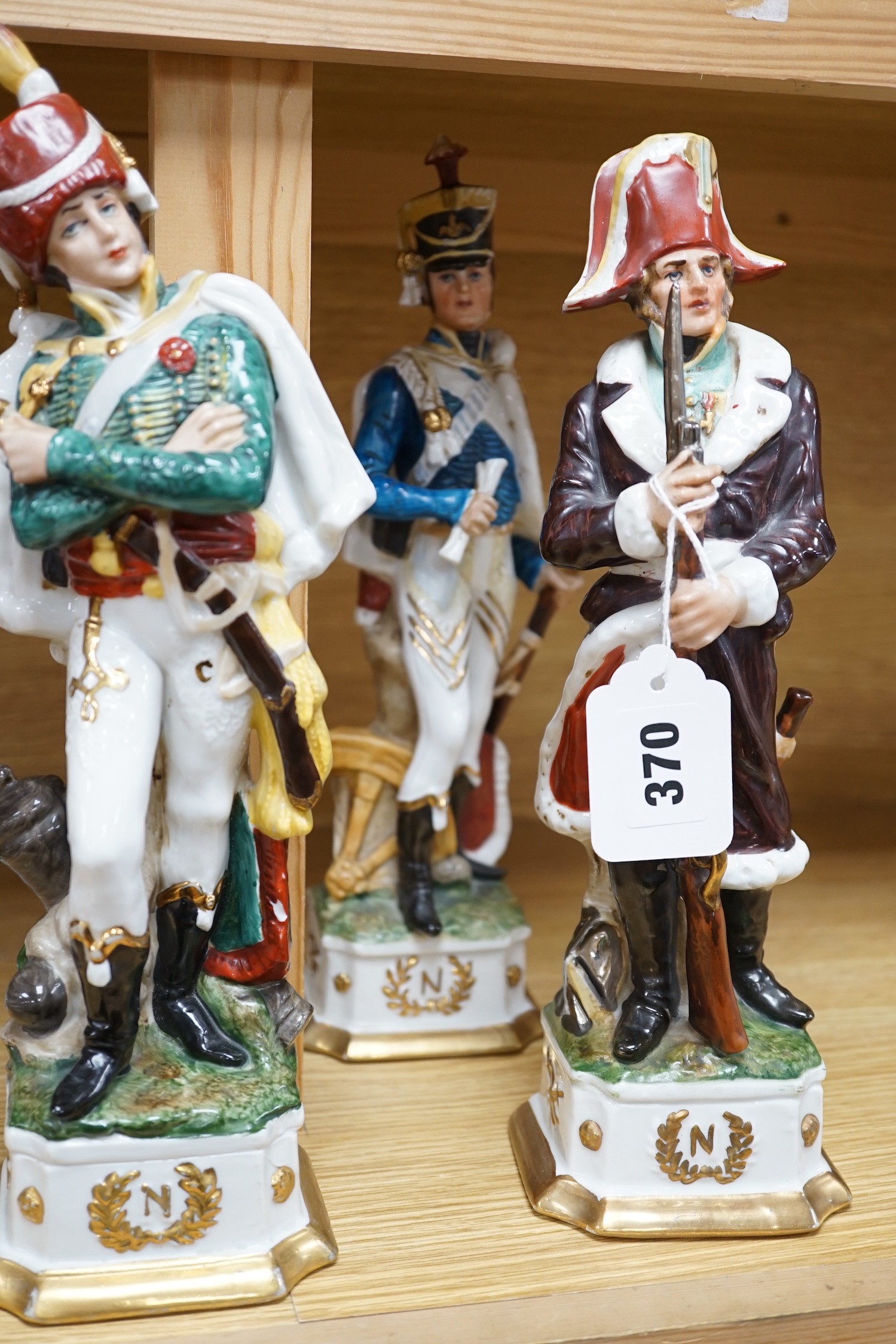 Six continental porcelain figures of soldiers, 32cm - Image 5 of 6