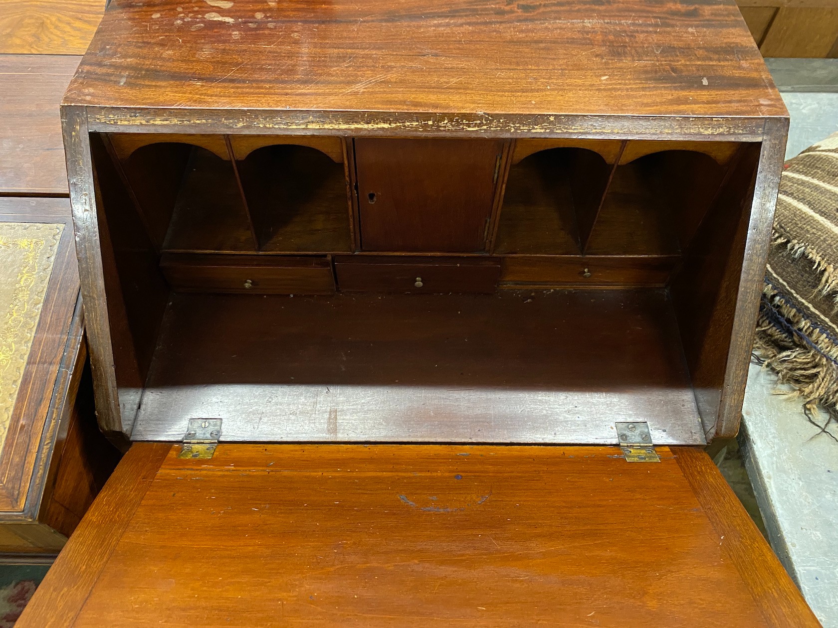 A small George III style mahogany bureau, width 61cm, depth 46cm, height 96cm - Image 2 of 2