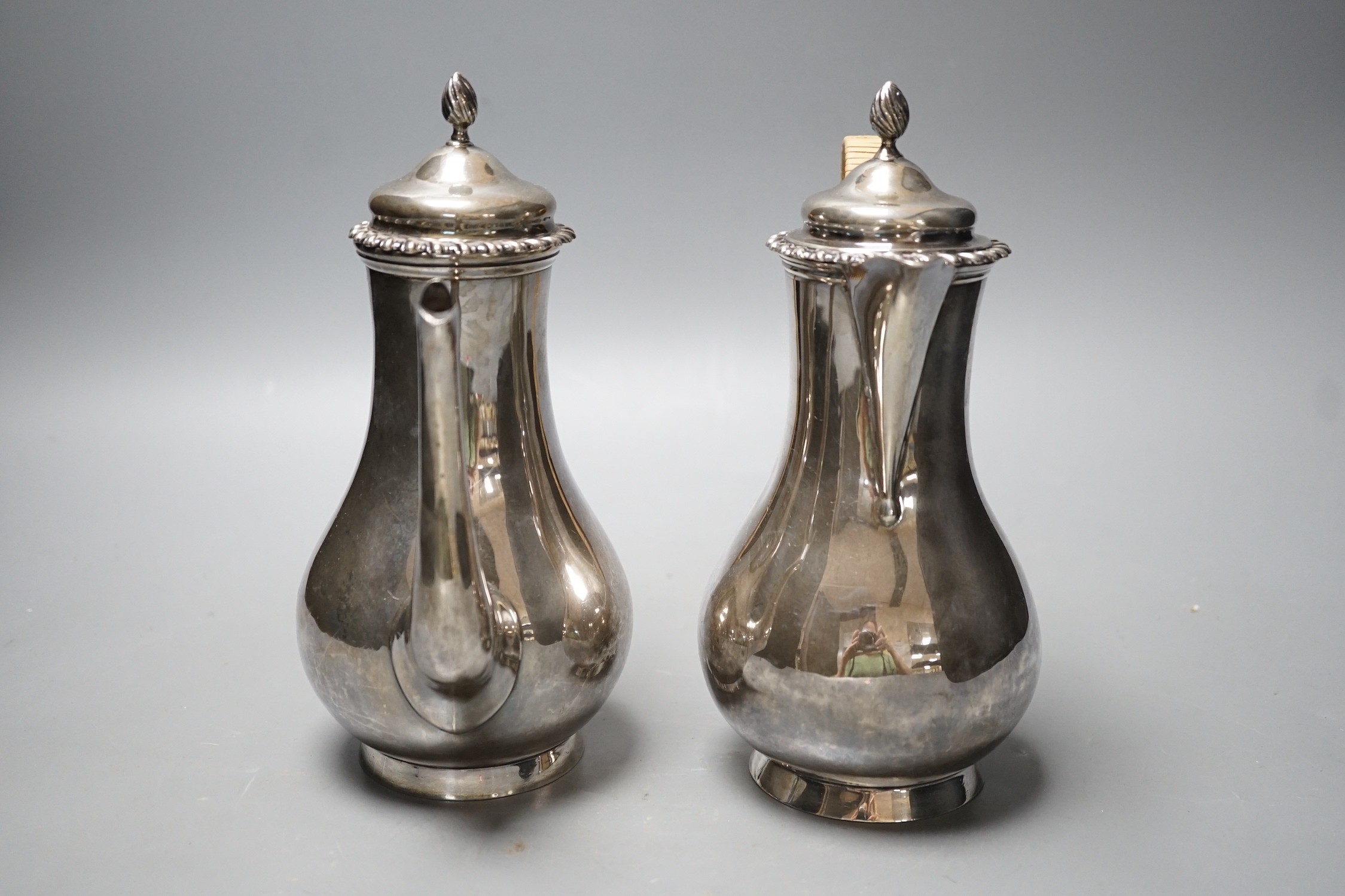 A matched early 20th century silver cafe au lait pair, London, 1900 & 1903, one by Edward Charles - Image 3 of 3