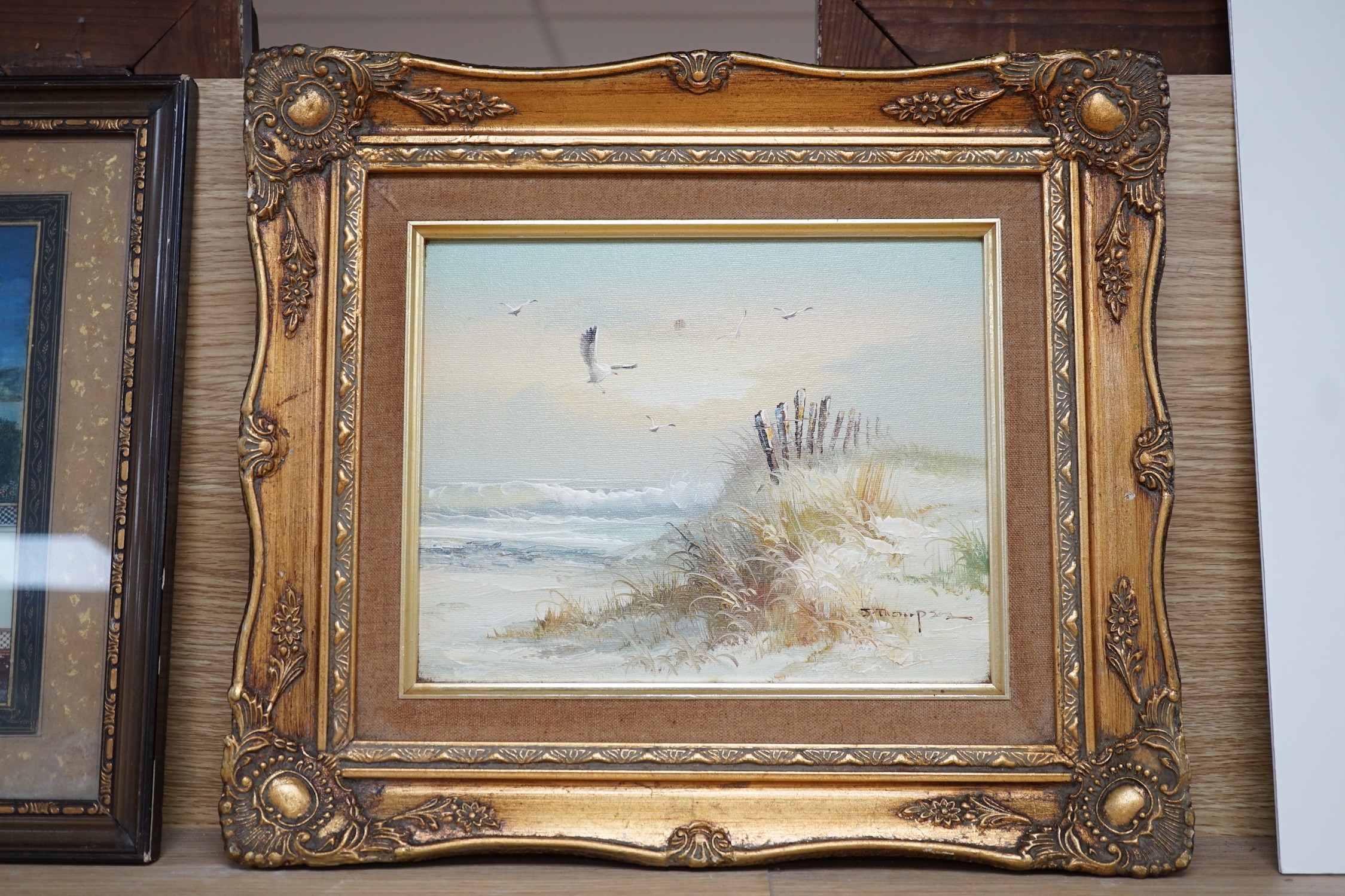 J. Thompson, oil on board, Beach scene, signed, 19 x 24cm - Image 3 of 3