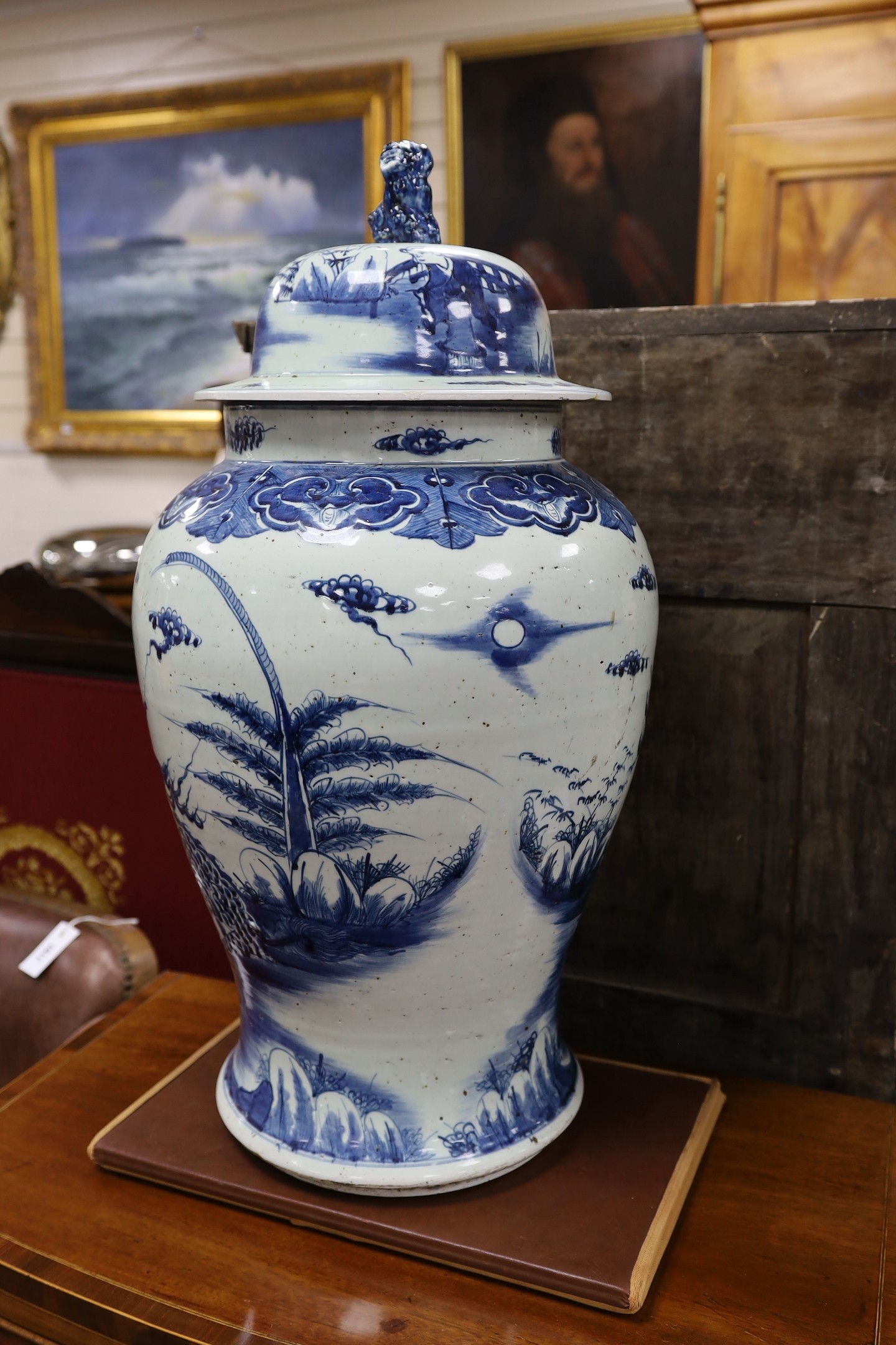 A large Chinese blue and white lidded baluster vase, 75cm tall - Image 3 of 5