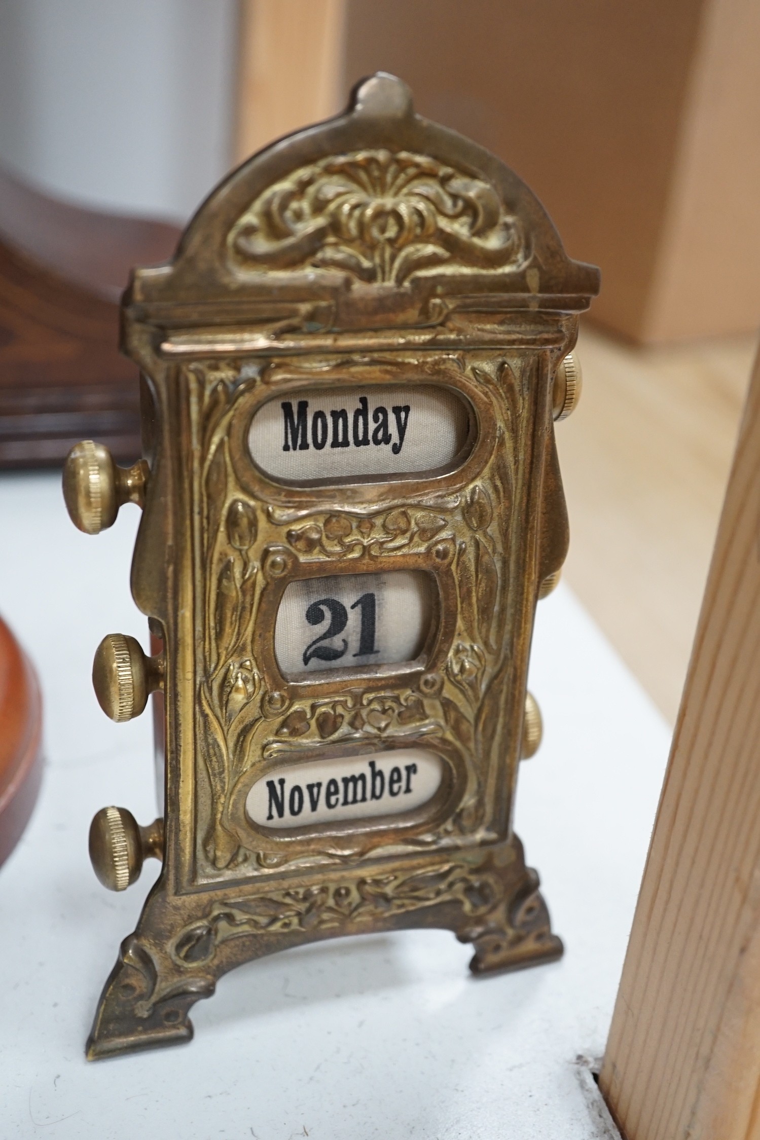 An early 20th century inlaid mahogany mantel clock, a skeleton clock under glass dome, a brass - Image 2 of 10