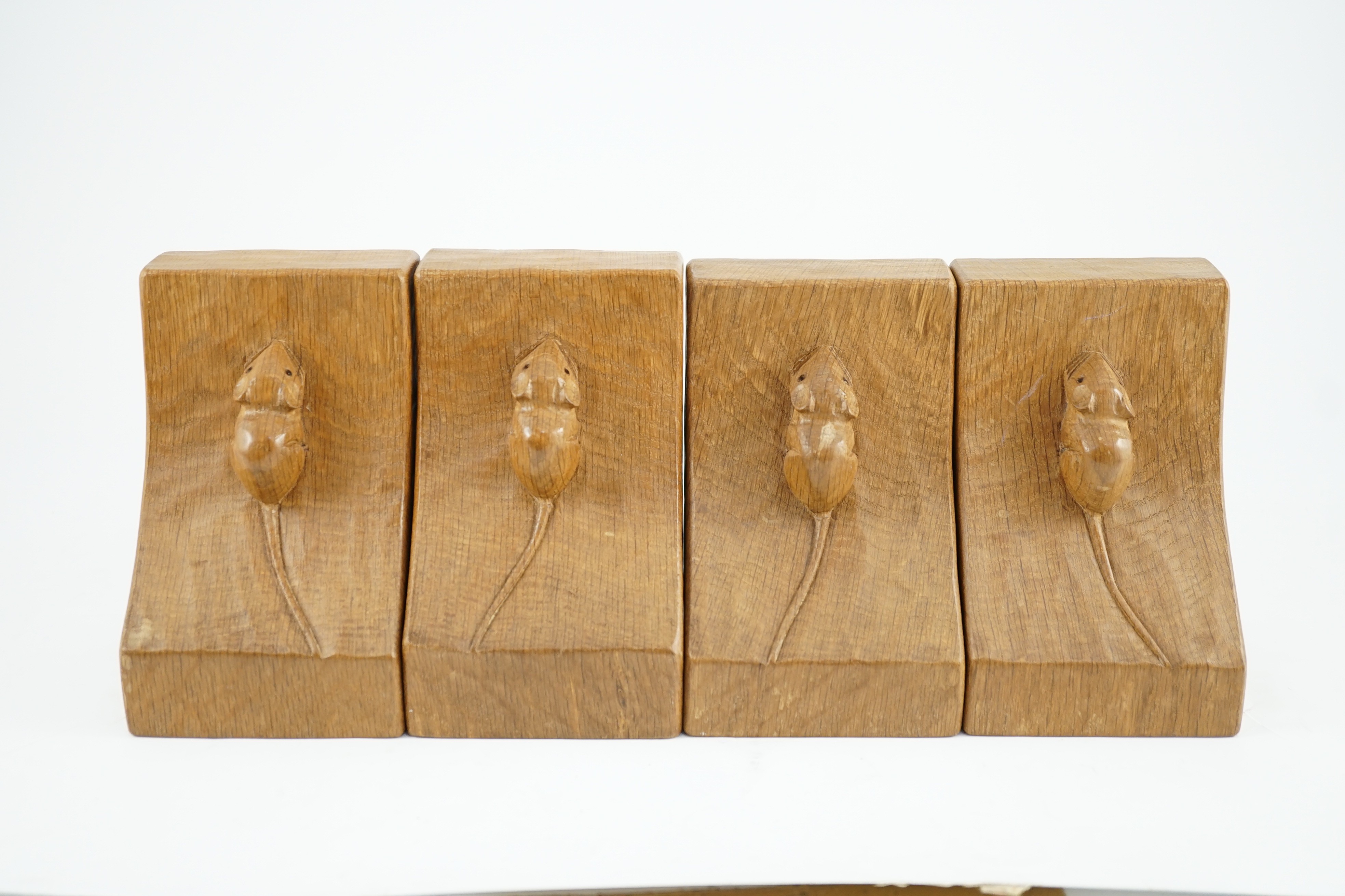 Two pairs of Robert Thompson Mouseman Thompson oak bookends, each carved with a mouse, width 9.5cm - Image 2 of 4