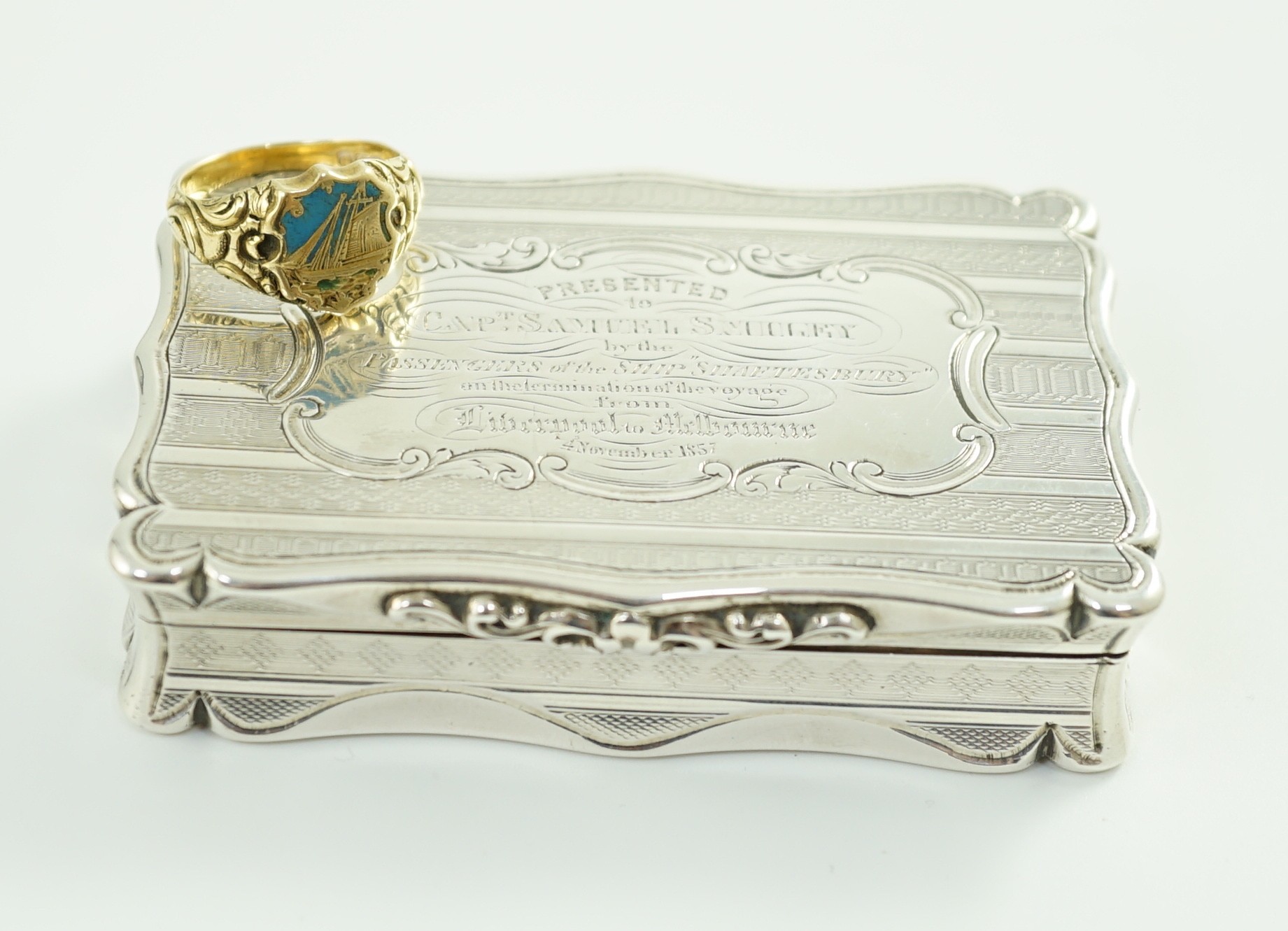 Australian naval interest - A Victorian engraved silver presentation snuff box, inscribed 'Presented - Image 2 of 22