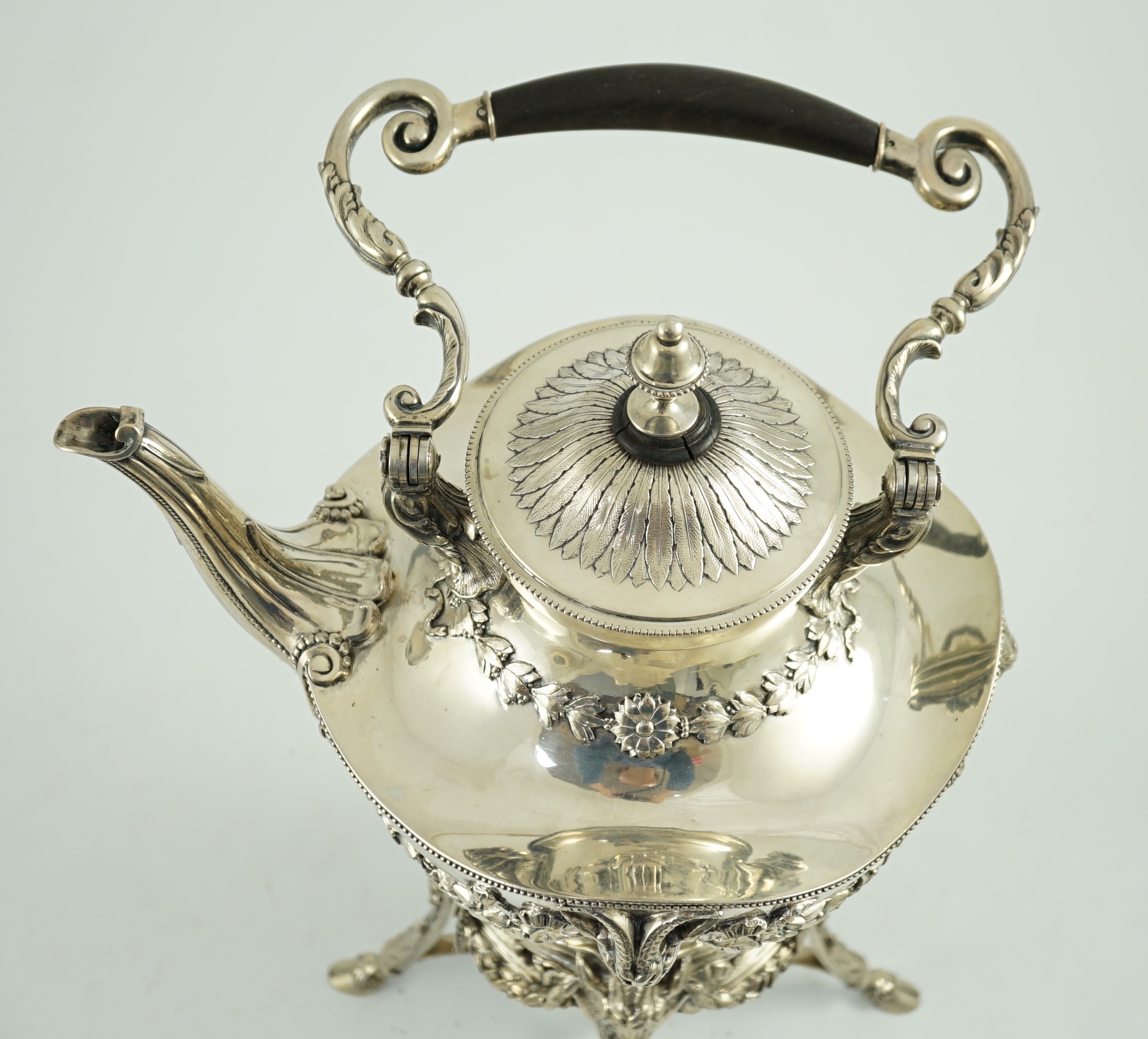 An ornate late 19th/early 20th century Austro-Hungarian 800 standard silver tea kettle on stand, - Image 4 of 5