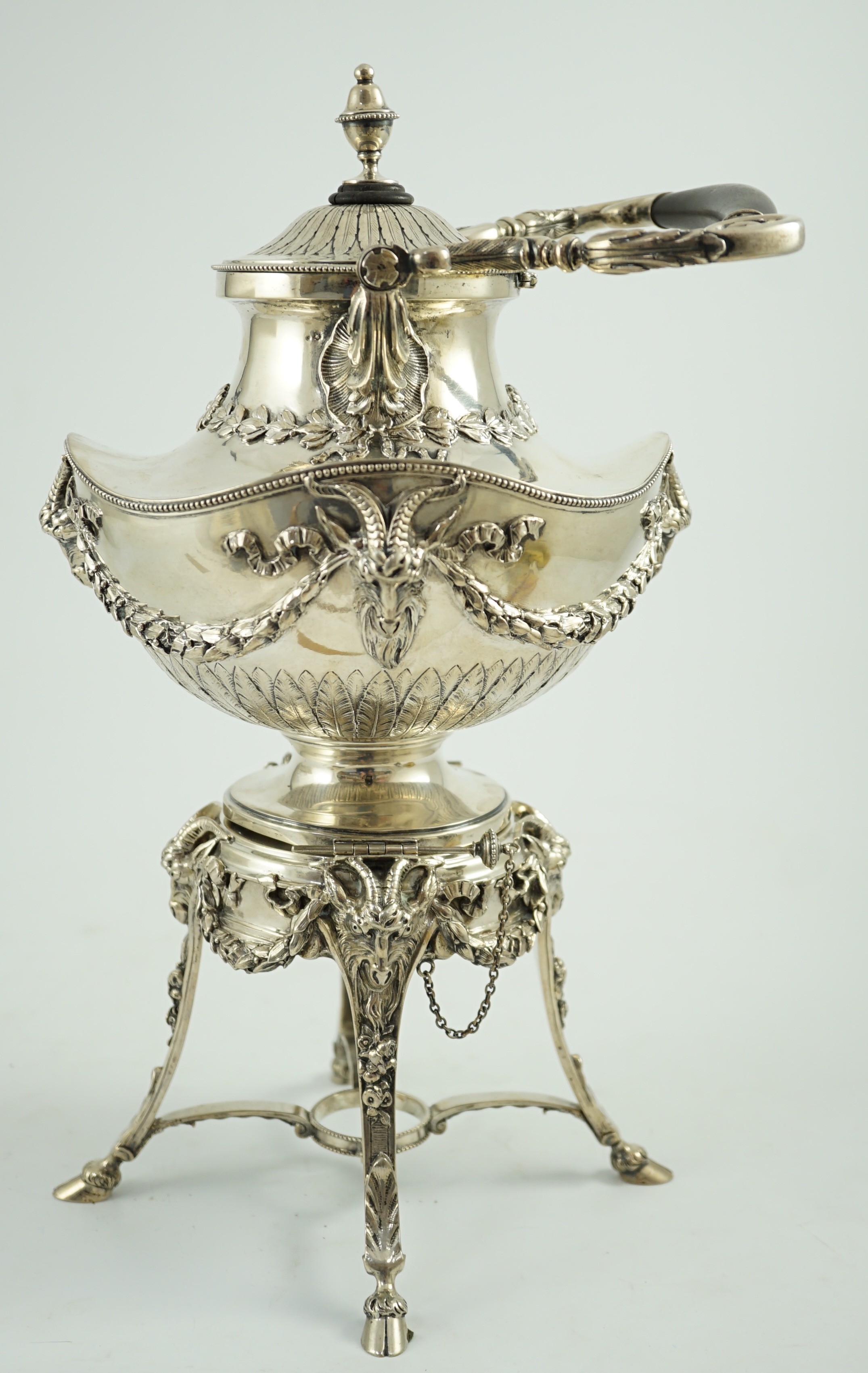 An ornate late 19th/early 20th century Austro-Hungarian 800 standard silver tea kettle on stand, - Image 5 of 5