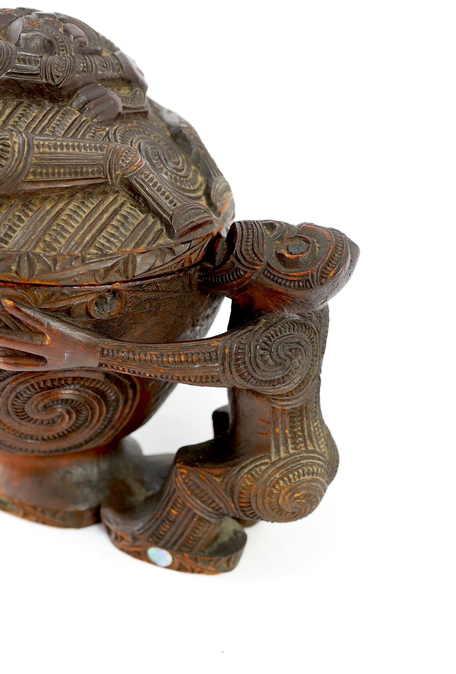 A Maori carved wood oblong bowl and cover, kumete, c.1880-1910, probably carved in totara wood - Image 5 of 7