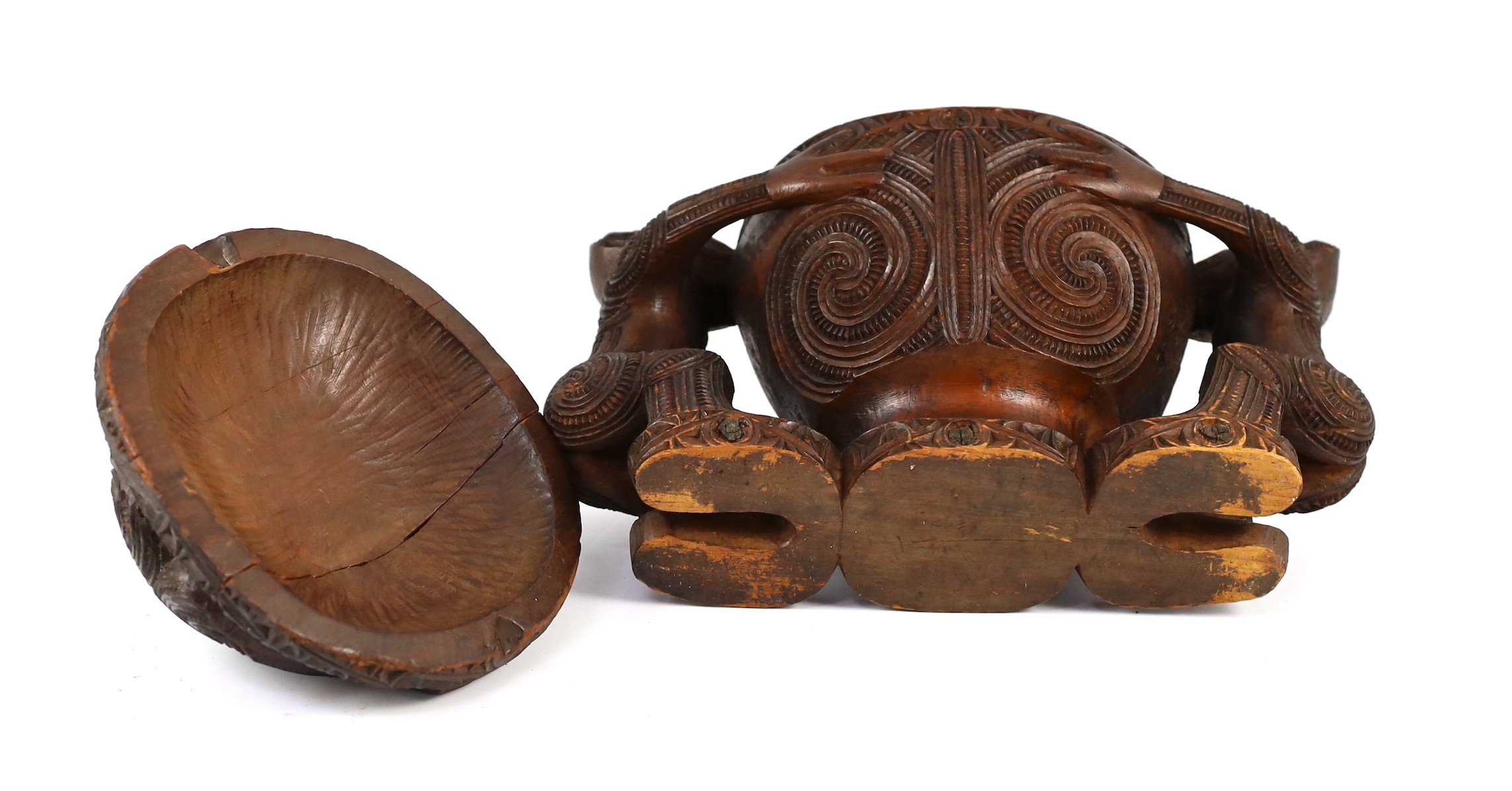 A Maori carved wood oblong bowl and cover, kumete, c.1880-1910, probably carved in totara wood - Image 7 of 7