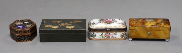 A Victorian tortoiseshell snuff box, porcelain box, enamel box and green lacquer box, largest