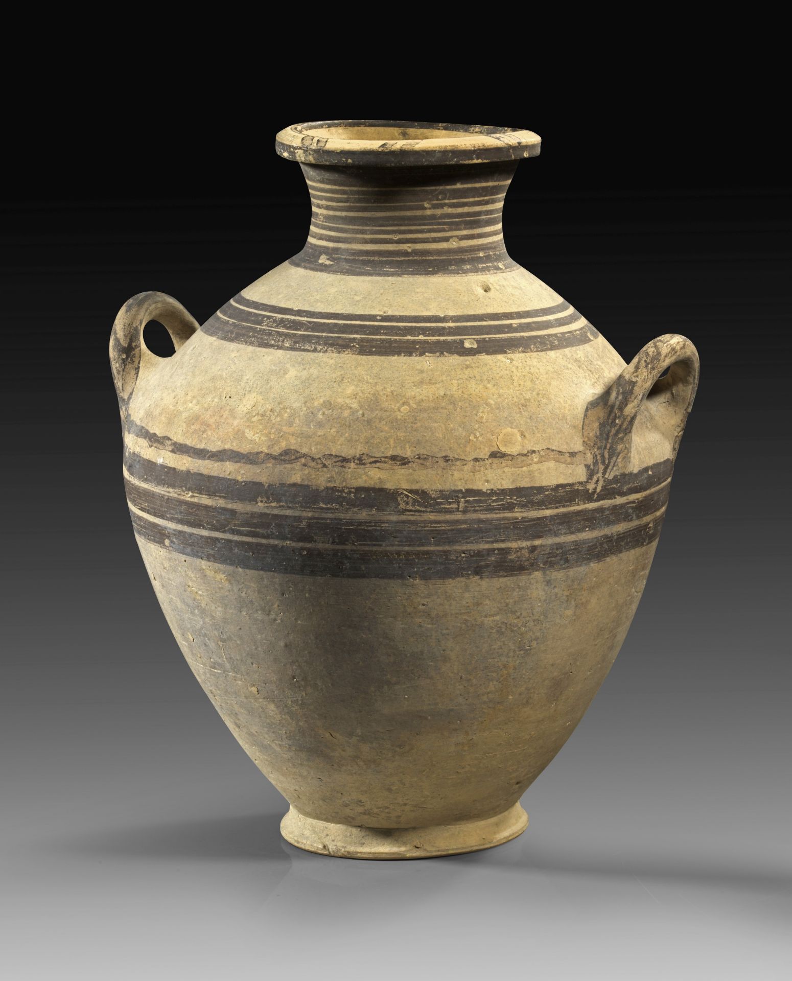 arge two-handled amphora of the White Painted III Ware.