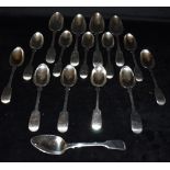 A COLLECTION OF EARLY 19TH CENTURY AND LATER SILVER DESSERT/SERVING SPOONS to include Exeter, weight