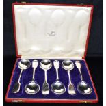 A CASED SET OF WALKER & HALL SILVER SOUP SPOONS (6) hallmarked Sheffield 1905, maker W & H, weight