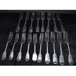A COLLECTION OF EARLY 19TH CENTURY AND LATER SILVER FORKS weight 1177grams, 37 troy ozs