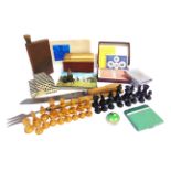 ASSORTED COLLECTABLES comprising a Staunton style boxwood and ebony chess set, the kings 6.5cm high;