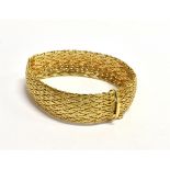 AN 18CT GOLD FOXTAIL MESH BRACELET Stamped 750 with push clasp bracelet, 18.5cm long, 1.7cm wide,
