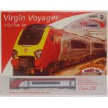 [OO GAUGE]. A BACHMANN NO.30600, VIRGIN VOYAGER CLASS 220 3-CAR TRAIN SET red, silver and black