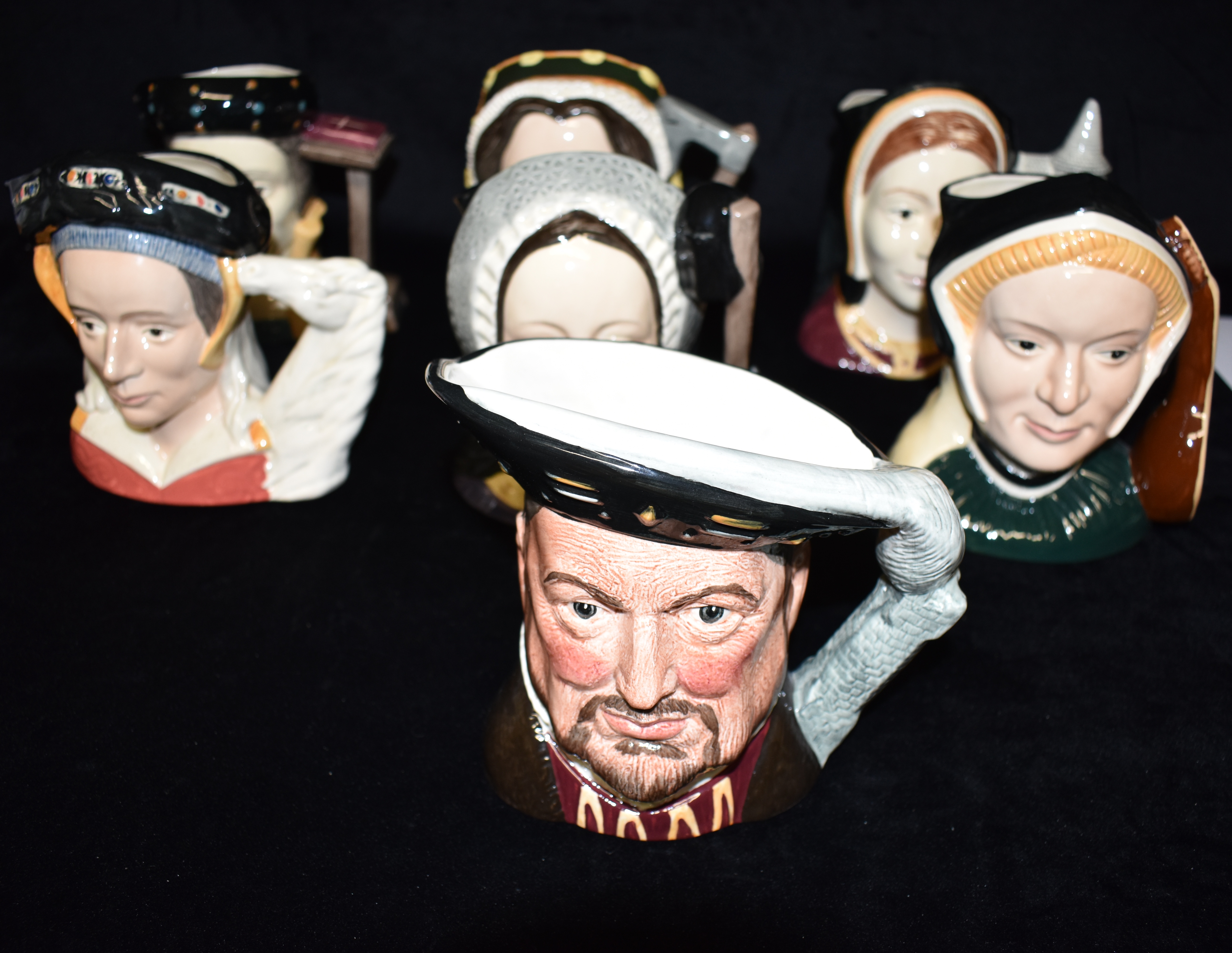 A SET OF SEVEN ROYAL DOULTON CHARACTER JUGS OF HENRY VIII AND HIS SIX WIVES: D6642 'Henry VIII',