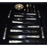 A COLLECTION OF SILVER AND PLATED ITEMS