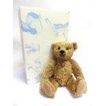 A STEIFF COLLECTOR'S TEDDY BEAR, 'HARPO, THE SMILING BEAR' (EAN 681905), caramel, limited edition
