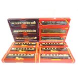 [OO GAUGE]. TWELVE ASSORTED HORNBY COACHES comprising six Pullman, brown and cream livery; three B.