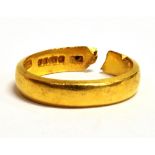 A 22CT GOLD BAND RING A/F Weight 4g Condition Report : No condition report available on this lot