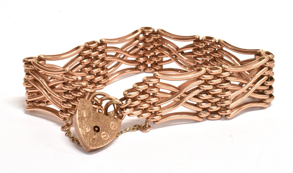 A 9CT ROSE GOLD HEART PADLOCK Fancy gate bracelet, width 1.2cm, length 19cm, hallmarked for