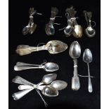 A LARGE COLLECTION OF VICTORIAN AND LATER SILVER TEA SPOONS To include Victorian weight 700g, 22.7