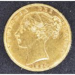 GREAT BRITAIN - VICTORIA (1837-1901), SOVEREIGN, 1864 young head, shield back.