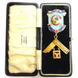 A MASONIC GOLD & ENAMEL JEWEL of Lodge No.4908 interest, with a pendent square (latter marked 14 and