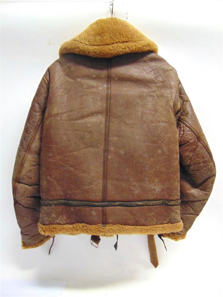 A SECOND WORLD WAR R.A.F. IRVIN STYLE BROWN LEATHER FLYING JACKET electrically wired thermally - Image 2 of 6
