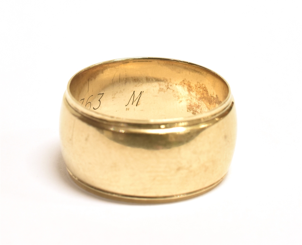 A VINTAGE 9CT GOLD WIDE BAND RING width 9mm, faded 375 hallmark, either London or Sheffield 1976, - Image 2 of 3