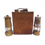 AUTOMOBILIA - A SHELL-MEX LTD PETROL CAN complete with a Shell-Mex brass cap, and a plain brass