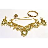 A SUITE OF YEMENI GOLD, EMERALD AND BAROQUE PEARL JEWELLERY A stamped 21k emerald and pearl collar