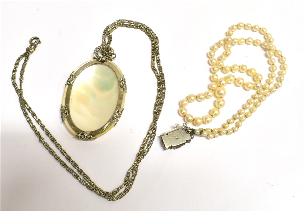 A VINTAGE CULTURED PEARL NECKLACE with a mother of pearl pendant and chain, the cultured pearl - Image 2 of 2