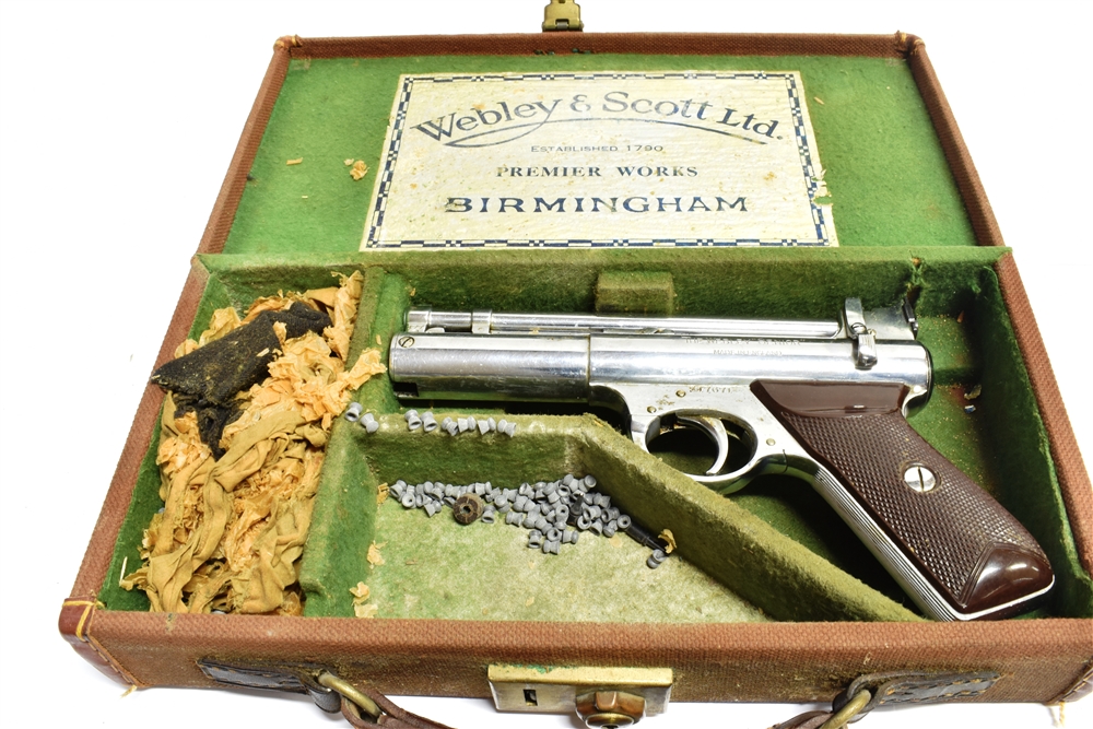 A WEBLEY & SCOTT LTD the Webley Senior air pistol in fitted case, with initials E.J.P. on the front