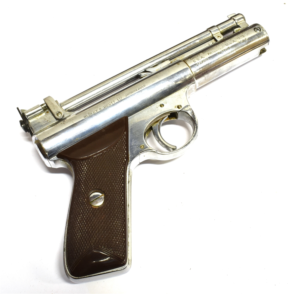 A WEBLEY & SCOTT LTD the Webley Senior air pistol in fitted case, with initials E.J.P. on the front - Image 4 of 4