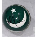 Pakistan cricket Wasim Akram and Waqar Younis Collection, including Wasim Akram signed Pakistan