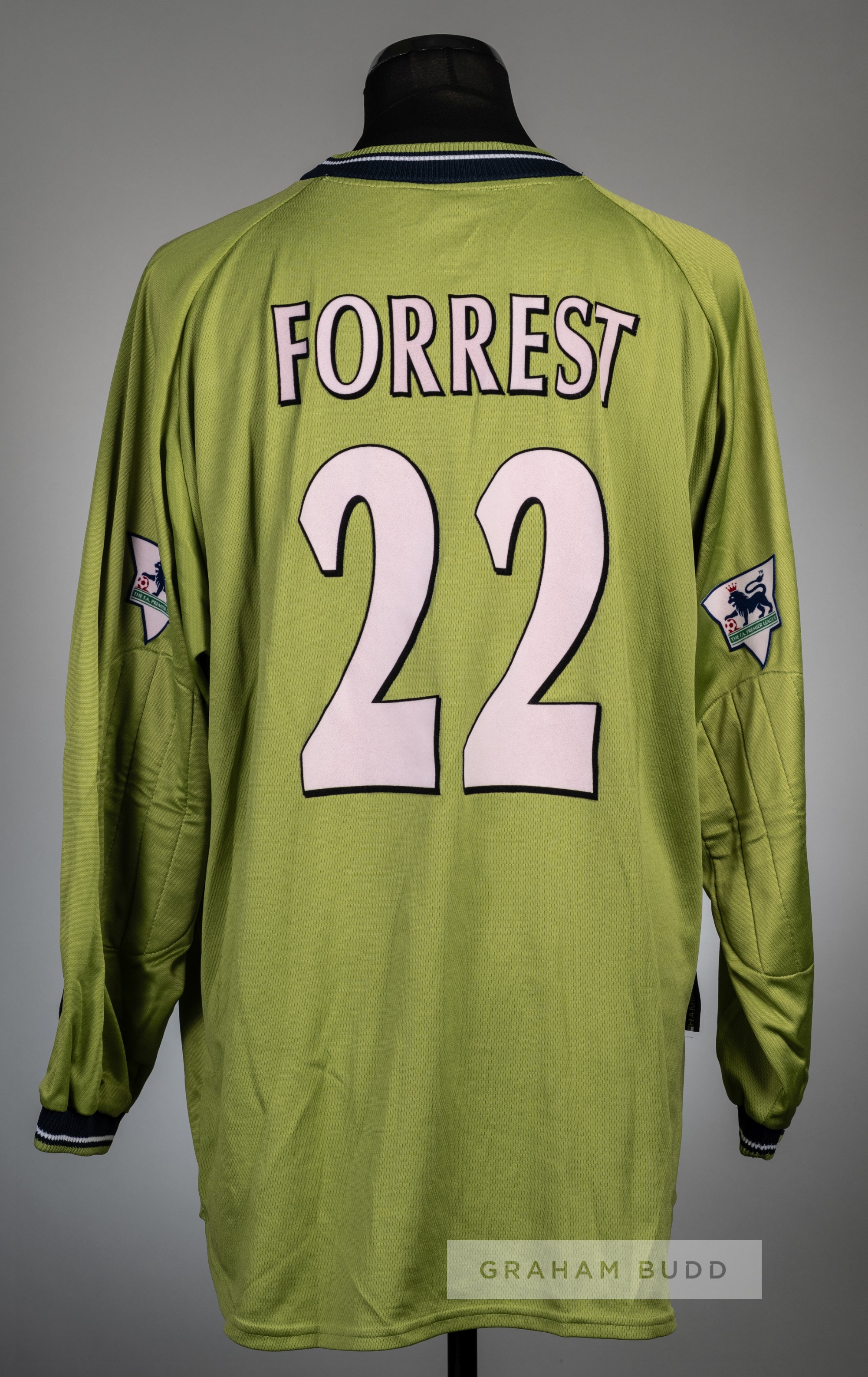 Craig Forrest green West Ham United No.22 goalkeeper's jersey, circa 2000, Fila, long-sleeved,