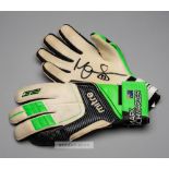 Mark Schwarzer signed Australia Mitre goalkeeper's gloves, white, green and black gloves printed