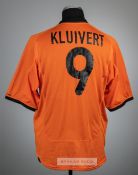 Patrick Kluivert signed orange Netherlands UEFA Euro 2000 no.9 jersey, Nike, short-sleeved with