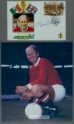 BOBBY CHARLTON WORLD CUP MEXICO 1986 AUTOGRAPHED FOOTBALL FIRST DAY COVER WITH COLOUR PHOTOGRAPH Sir